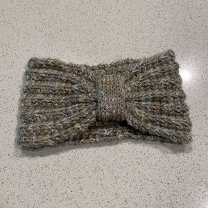 Francesca’s Winter Headband